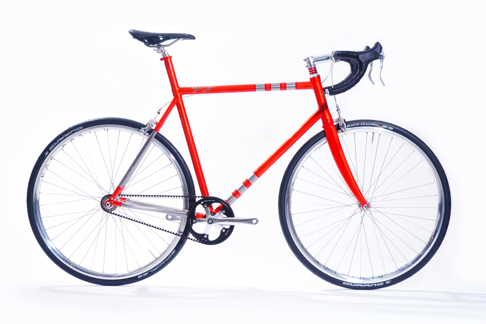 FM-3D-Printed-Titanium-Bicycle-01-