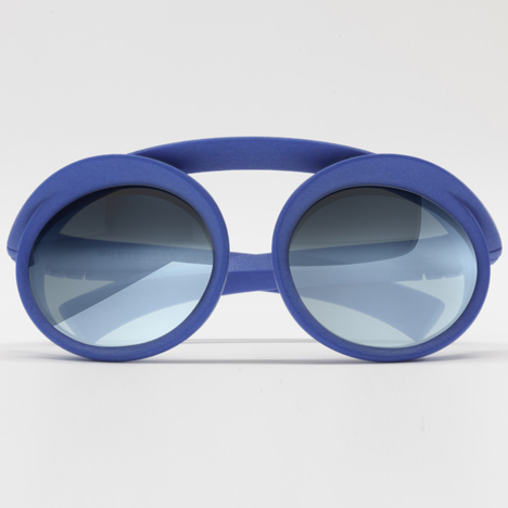 dezeen_Springs-3D-printed-glasses-by-Ron-Arad-for-pq_11